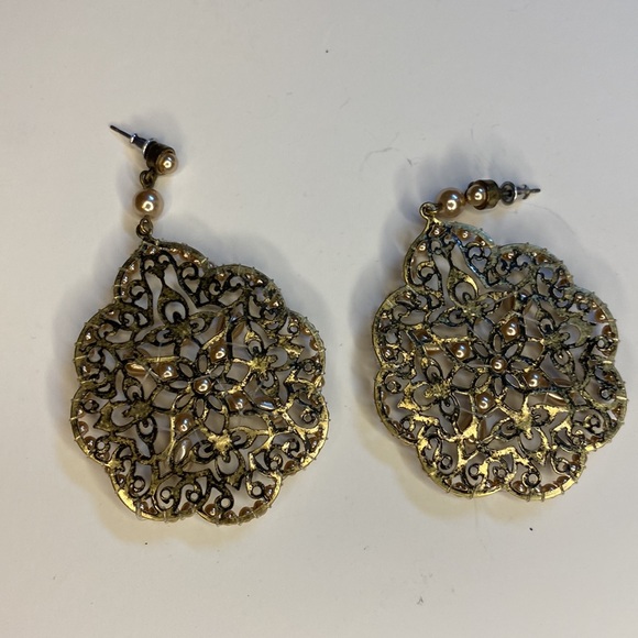 Chunky Earrings - Picture 5 of 5